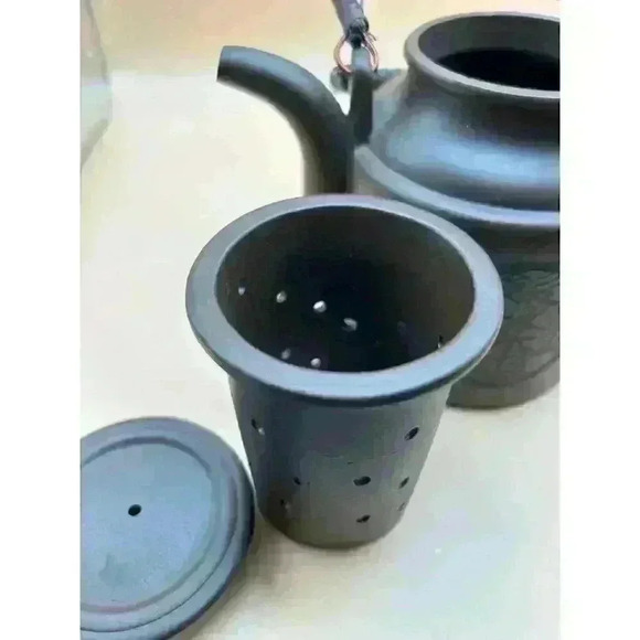 Ti Liang Pot Clay Tea Pot - Picture 7 of 7